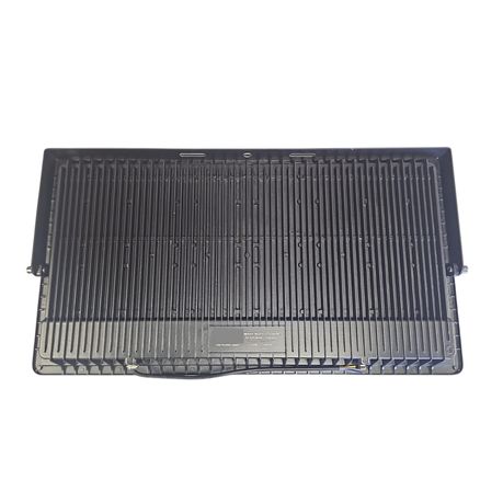 600W LED floodlight with IP66 waterproof rating, energy-efficient design, and cool white light—ideal for outdoor, industrial, and commercial lighting needs.
